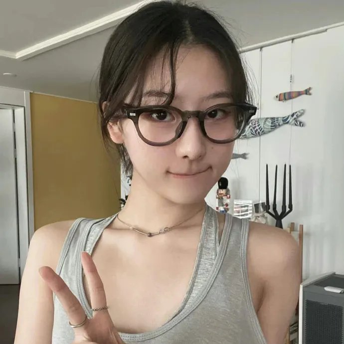钢管舞娘